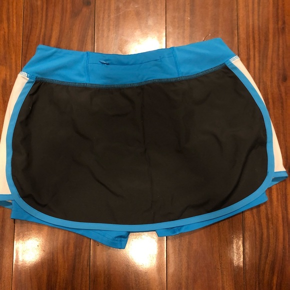 Mountain Hardwear Active Skort size small dark gray white blue skirt shorts - Picture 5 of 9